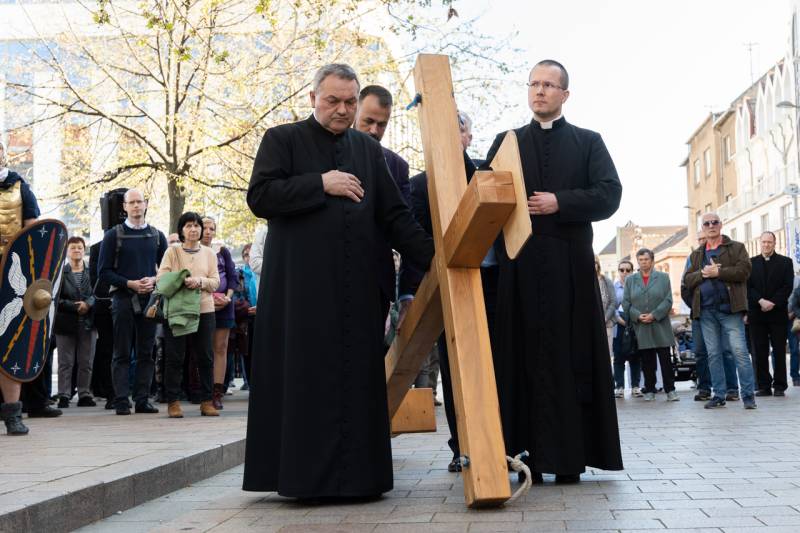 2025_04_12_varosi keresztut_44.jpg